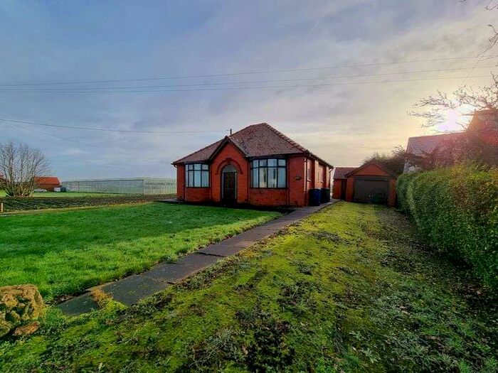 3 Bedroom Property For Sale In Moss Lane, Hesketh Bank, Preston, PR4