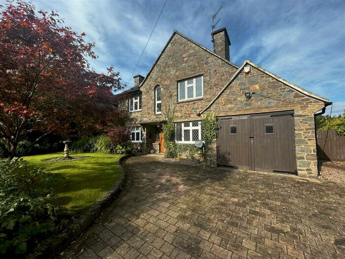 3 Bedroom Detached House To Rent In Woodhouse, Loughborough, LE12