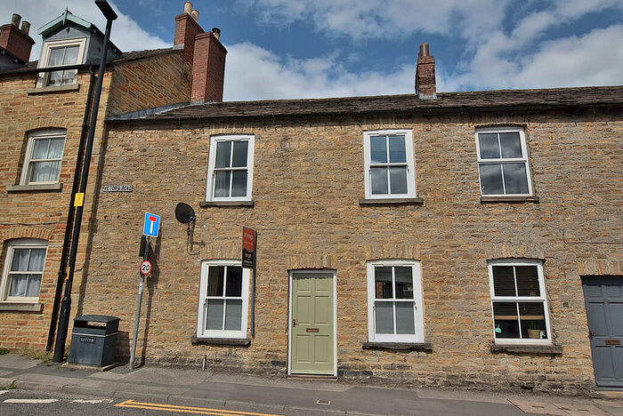 2 Bedroom Terraced House To Rent In Victoria Road, Richmond, DL10