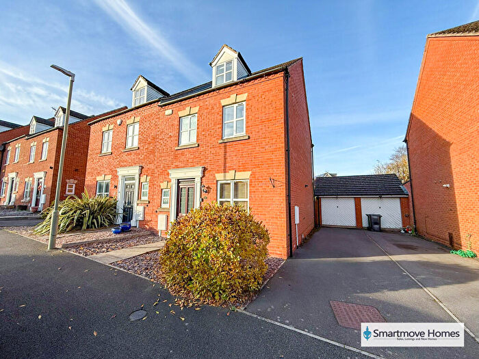 4 Bedroom Semi-Detached House For Sale In Blacksmith Croft, Marehay, DE5