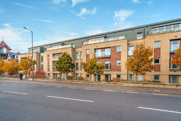 2 Bedroom Flat For Sale In Lyle Court Barnton Grove, Edinburgh, EH4