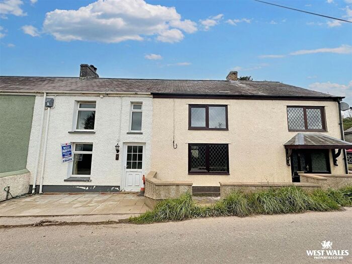 5 Bedroom Terraced House For Sale In Johnstown, Carmarthen, SA33