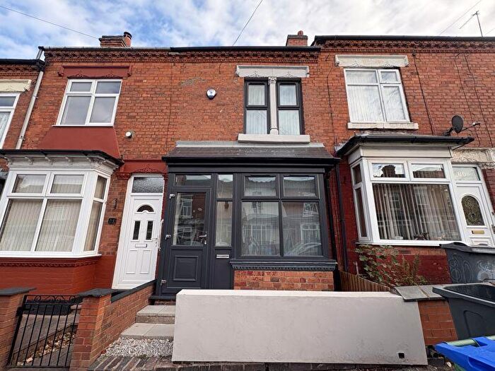3 Bedroom Terraced House For Sale In Rawlings Road, Smethwick, Birmingham, B67