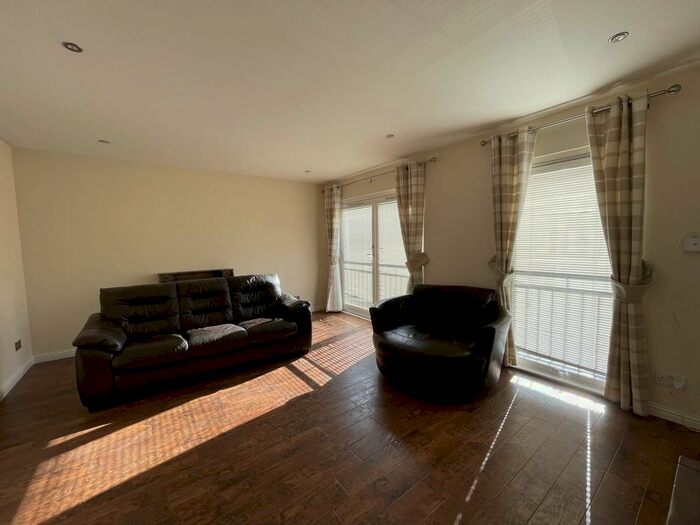 5 Bedroom Detached House To Rent In Thorter Way, Dundee, DD1