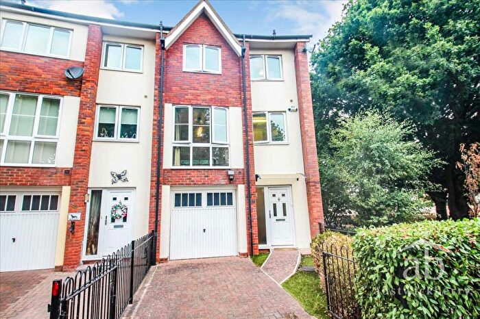 3 Bedroom End Of Terrace House For Sale In Audley Grove, Rushmere St Andrew, IP4