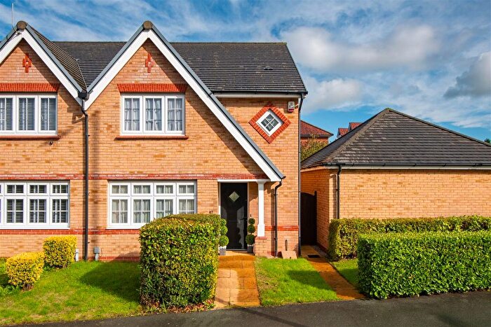 3 Bedroom Semi-Detached House For Sale In Old Worden Avenue, Buckshaw Village, Chorley, PR7