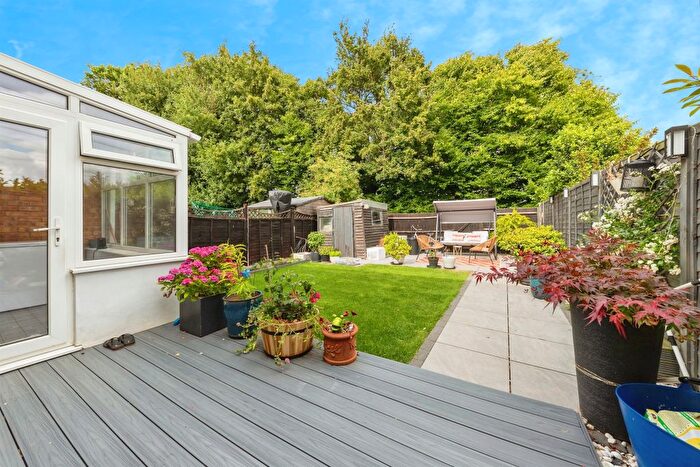 3 Bedroom Terraced House For Sale In Ferrier Road, Chells, Stevenage, SG2
