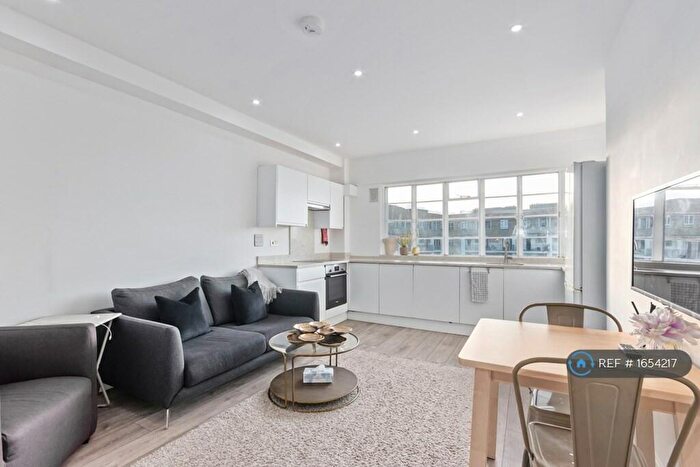 4 Bedroom Penthouse To Rent In Regency Lodge, London, NW3