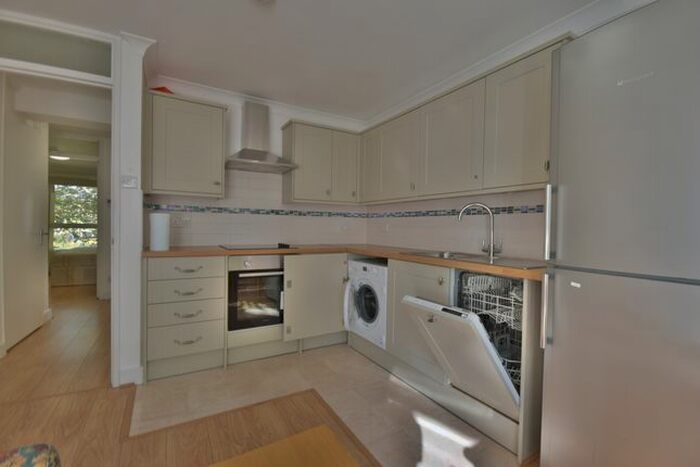 3 Bedroom Flat To Rent In St Johns Grove, Archway, London, N19