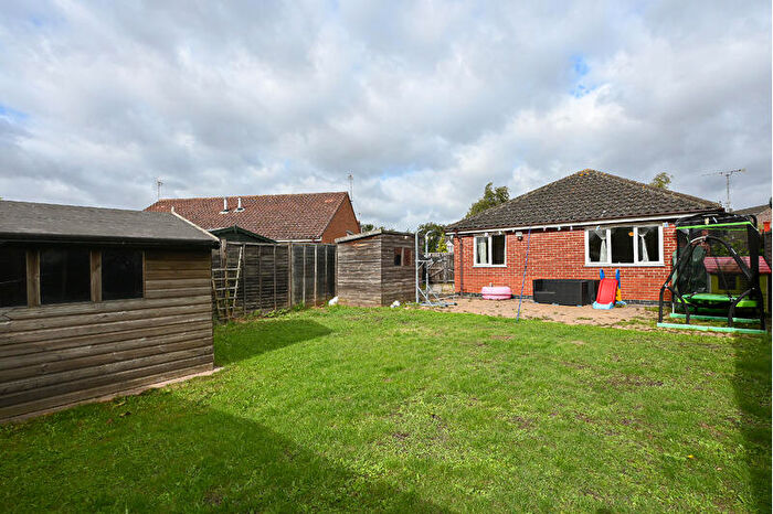 2 Bedroom Bungalow For Sale In Burton Road, Spalding, Lincolnshire, PE11