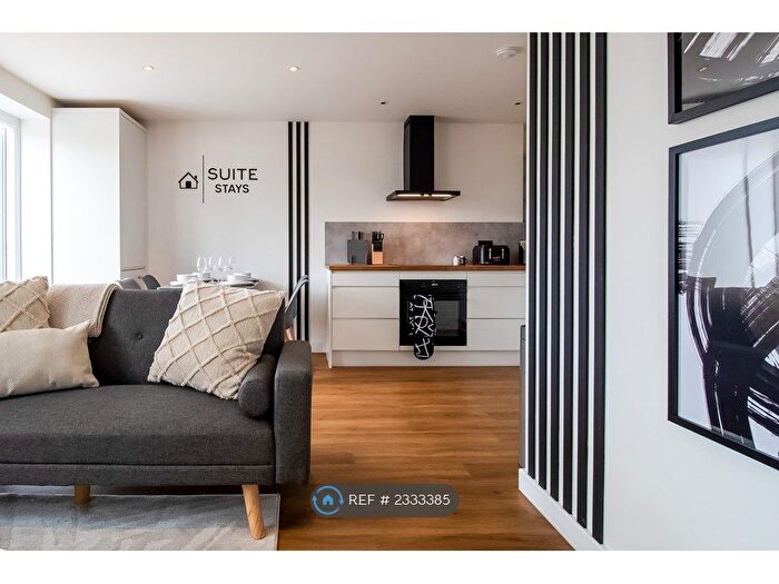 3 Bedroom Flat To Rent In Stafford Road, Croydon, CR0