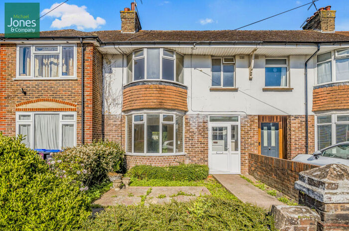 3 Bedroom Terraced House To Rent In Shandon Road, Worthing, BN14