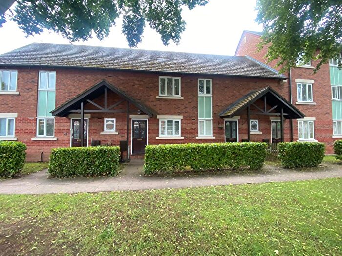 2 Bedroom Property To Rent In Warneford Mews, Leamington Spa, CV31