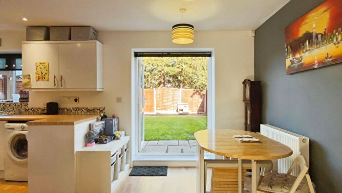 4 Bedroom Terraced House For Sale In Broomhill Road, Brislington, Bristol, BS4