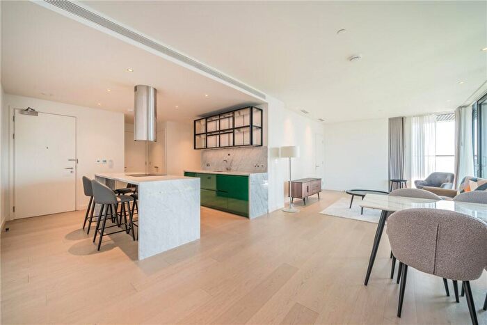 2 Bedroom Apartment To Rent In Wards Place, London, E14