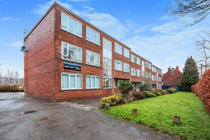 2 Bedroom Flat To Rent In Hunter House Road, Sheffield, South Yorkshire, S11