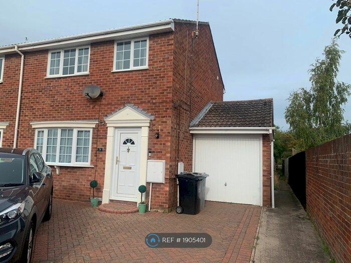 3 Bedroom Semi-Detached House To Rent In Thackers Way, Deeping St. James, Peterborough, PE6