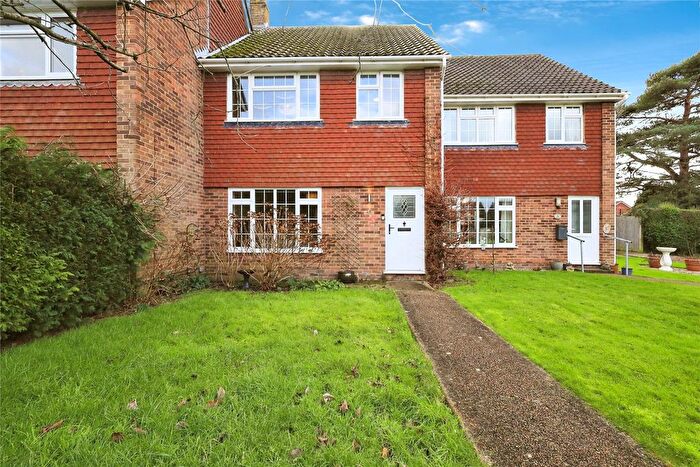 3 Bedroom Terraced House For Sale In Ballard Drive, Lewes, East Sussex, BN8