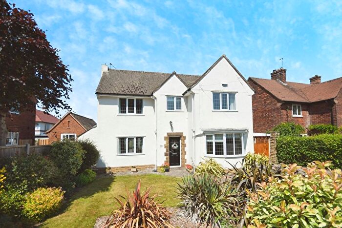 3 Bedroom Detached House For Sale In Highfield Lane, Newbold, Chesterfield, S41