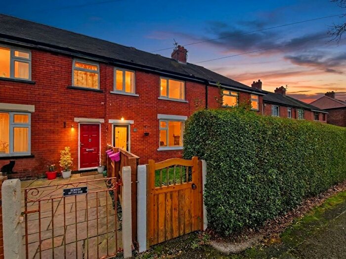 3 Bedroom Terraced House To Rent In Bradshaw Avenue, Whitefield, M45