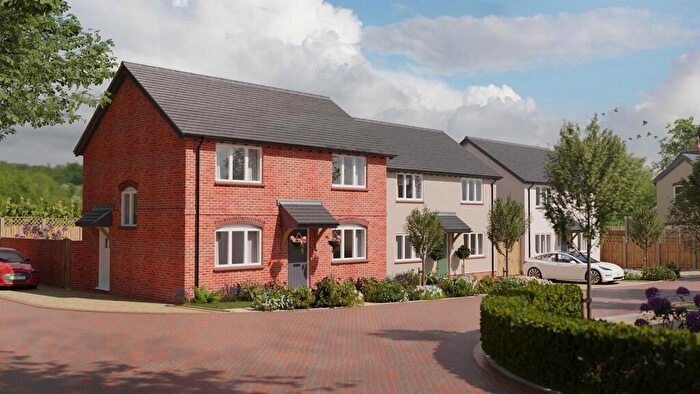 3 Bedroom Detached House For Sale In Meadowbrook Gardens, Calmore, Hampshire, SO40