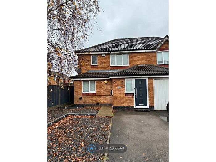 3 Bedroom Semi-Detached House To Rent In The Hawthorns, Kirkby-In-Ashfield, Nottingham, NG17