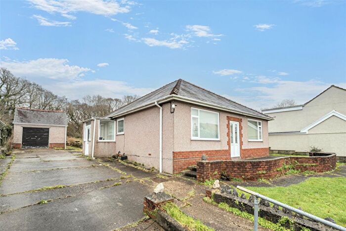 3 Bedroom Detached Bungalow For Sale In Brithwen Road, Waunarlwydd, Swansea, SA5