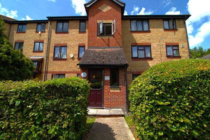 1 Bedroom Flat To Rent In Linnet Way, Purfleet-On-Thames, RM19