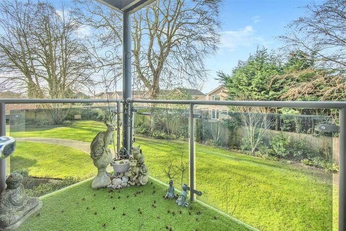 2 Bedroom Flat For Sale In Low Catton Road, Stamford Bridge, York, YO41