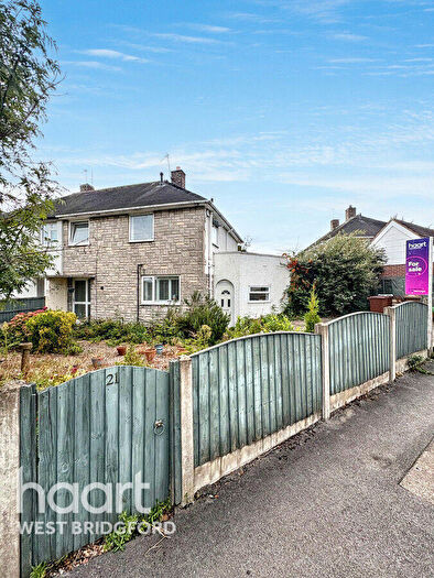 3 Bedroom Semi-Detached House For Sale In Orford Avenue, Nottingham, NG11