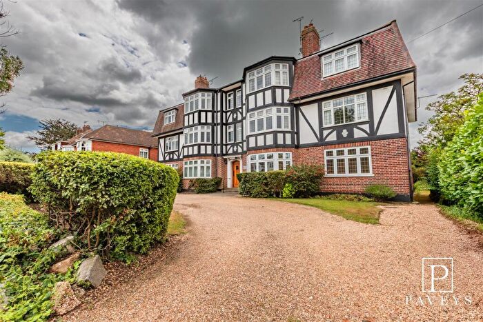 3 Bedroom Apartment For Sale In Eton Court, Eton Road, Frinton-On-Sea, CO13