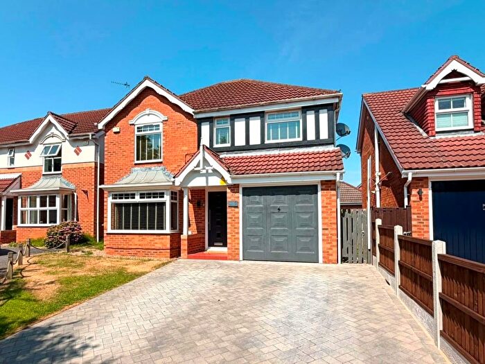 4 Bedroom Detached House For Sale In Greenbank Close, Whitwood, Castleford, WF10