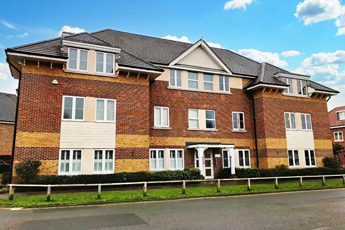 Apartment For Sale In Church Road, Bookham, KT23