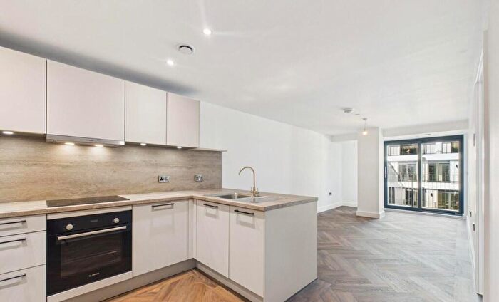 1 Bedroom Flat For Sale In St Paul's Square, Birmingham, B3