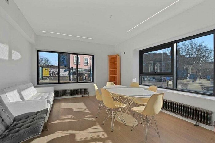 2 Bedroom Flat To Rent In Ladbroke Grove, London, W10