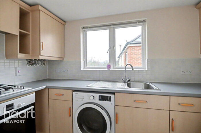 2 Bedroom Apartment For Sale In Golden Mile View, Newport, NP20