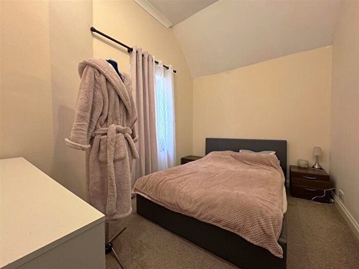 1 Bedroom Flat To Rent In West Street, Fareham, PO16