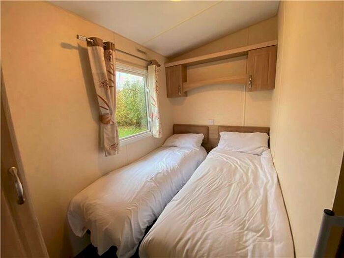 2 Bedroom Caravan For Sale In Breydon Water Holiday Park, NR31