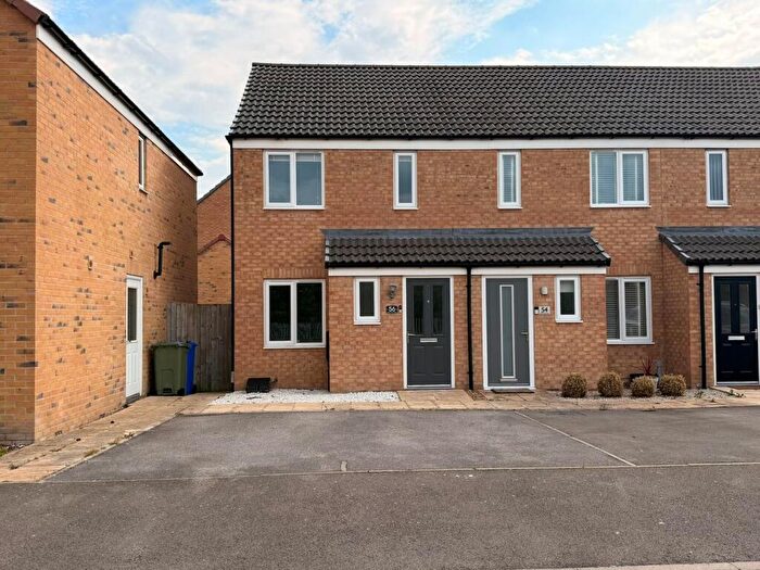 2 Bedroom Town House To Rent In White Park Place, Retford, DN22