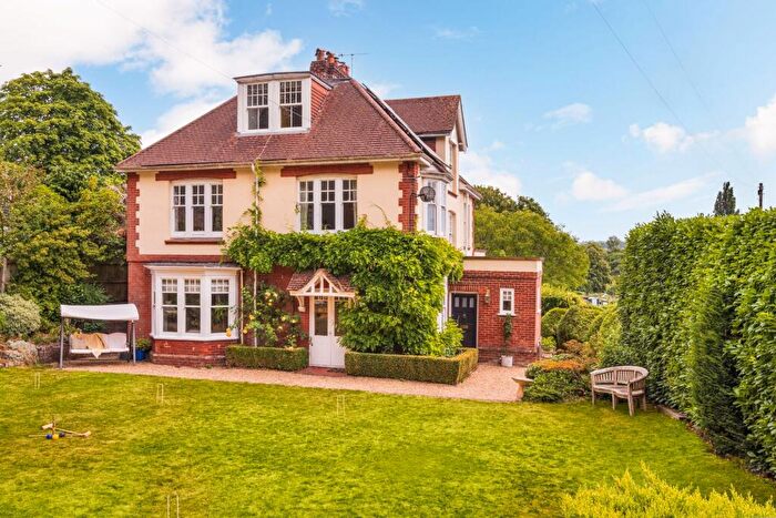 5 Bedroom Detached House For Sale In Edington Road, Winchester, SO23