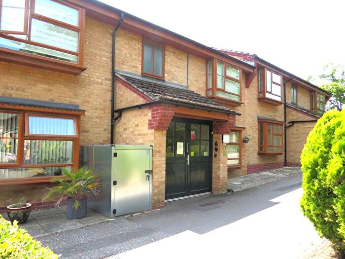 1 Bedroom Flat For Sale In Palmers Drive, Grays, Essex, RM17