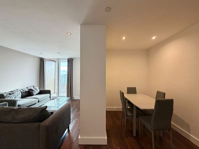 2 Bedroom Flat To Rent In The Assembly, Cambridge Street, M1