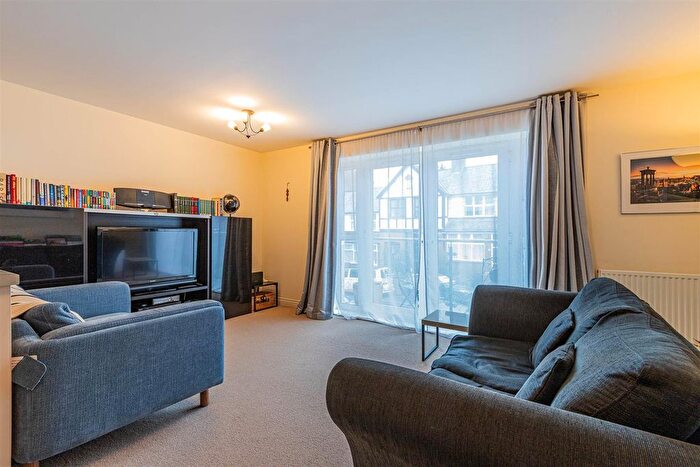 1 Bedroom Flat For Sale In Clive Road, Canton, Cardiff, CF5