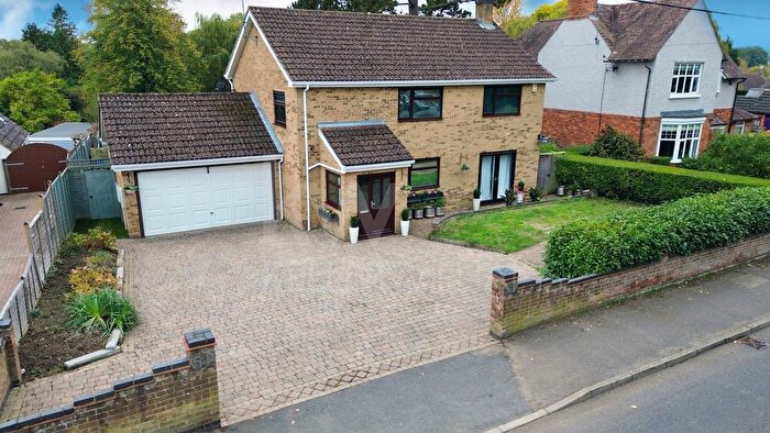 4 Bedroom Detached House For Sale In Main Road, Hackleton, Northampton, NN7