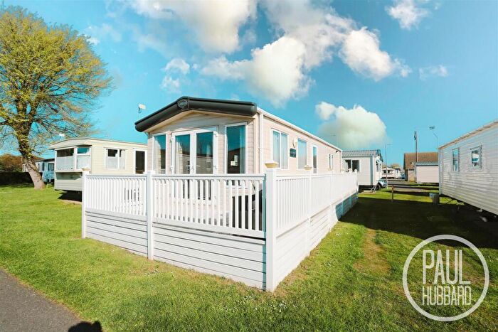2 Bedroom Chalet For Sale In Alderley, Tingdene, North Denes Holiday Park, NR32