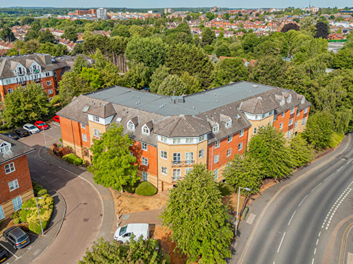 1 Bedroom Apartment To Rent In Dorchester Court, Dexter Close, St Albans, Herts, AL1