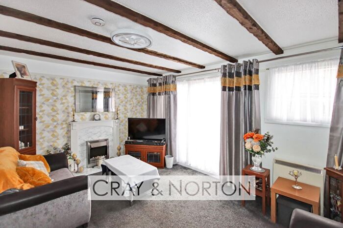 3 Bedroom Terraced House For Sale In Stockbury Road, Addiscombe, CR0