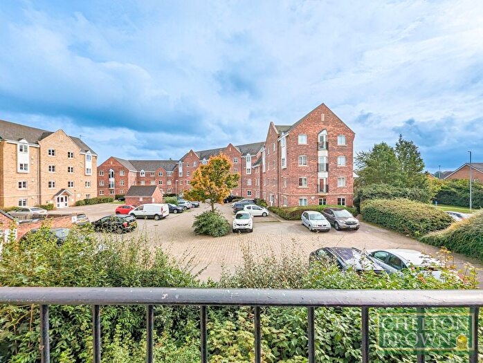 2 Bedroom Flat For Sale In Henry Bird Way, Northampton, NN4