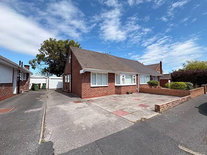 3 Bedroom Semi-Detached Bungalow For Sale In Towers Avenue, Maghull, L31