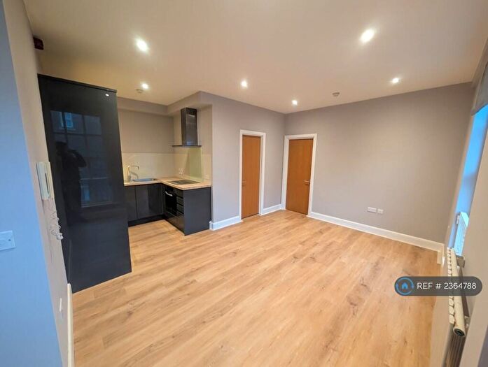 1 Bedroom Flat To Rent In Wedgewood Street, Aylesbury, HP19